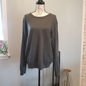 Quince Cashmere Charcoal Crew Neck Sweater